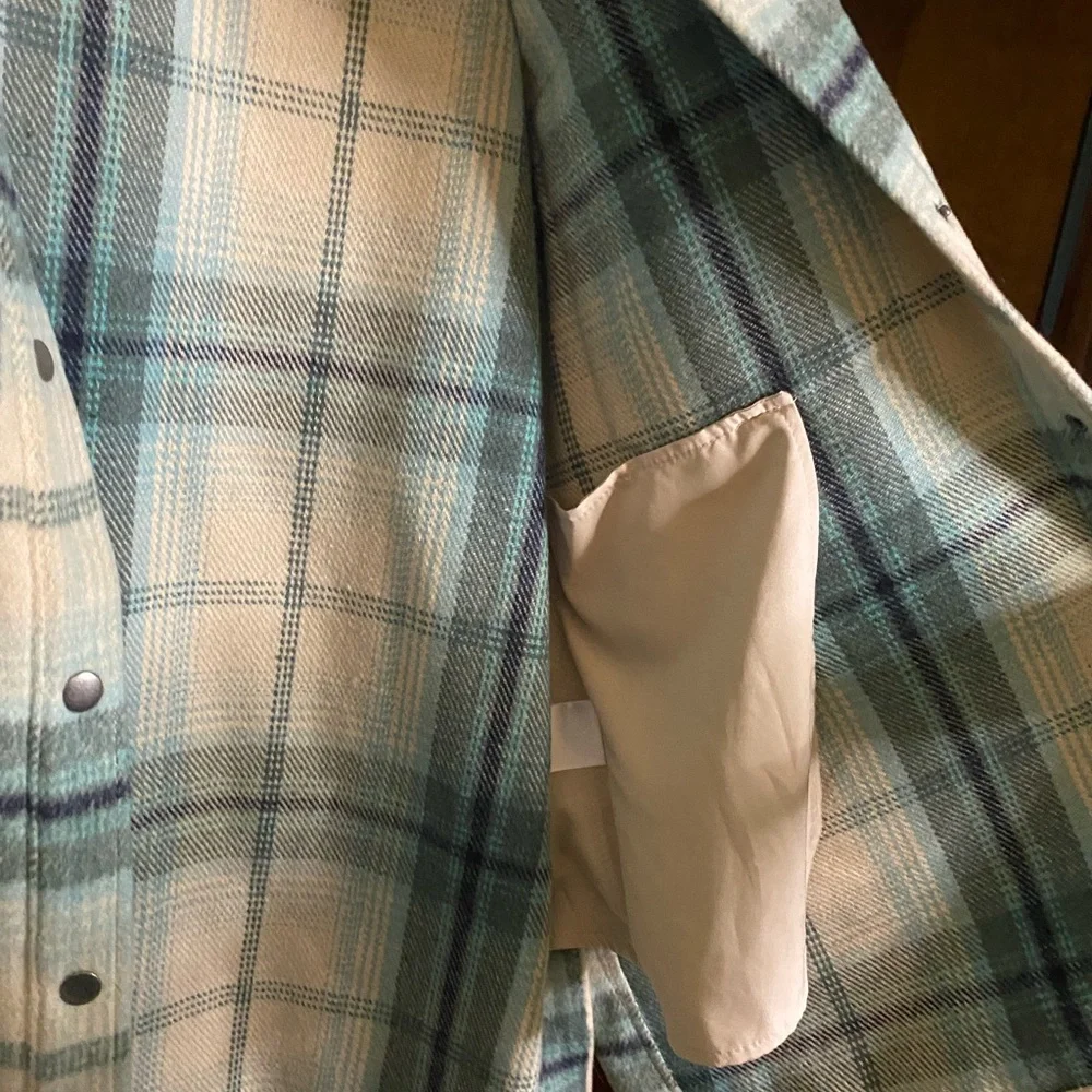 Old Navy Teal and Cream Plaid Jacket - Picture 4 of 6